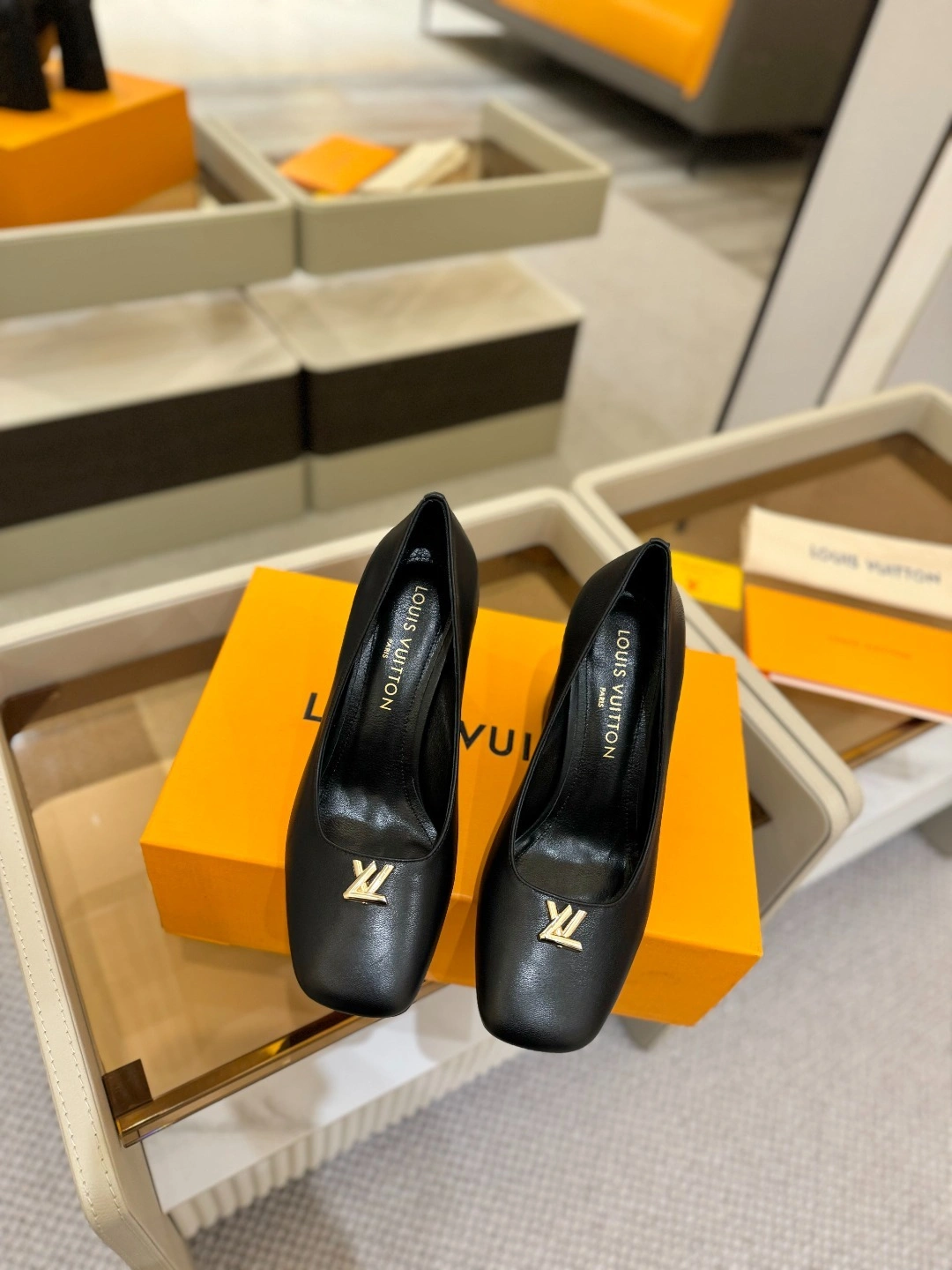 COCO-- 8V 1AGYAU Calfskin goatskin Heel height：8.5CM item:E-X158D4131